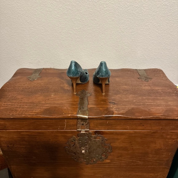 Vintage 1990’s Nine West Green Metallic Leather  Pointed Heels size 8.5 - Picture 3 of 6